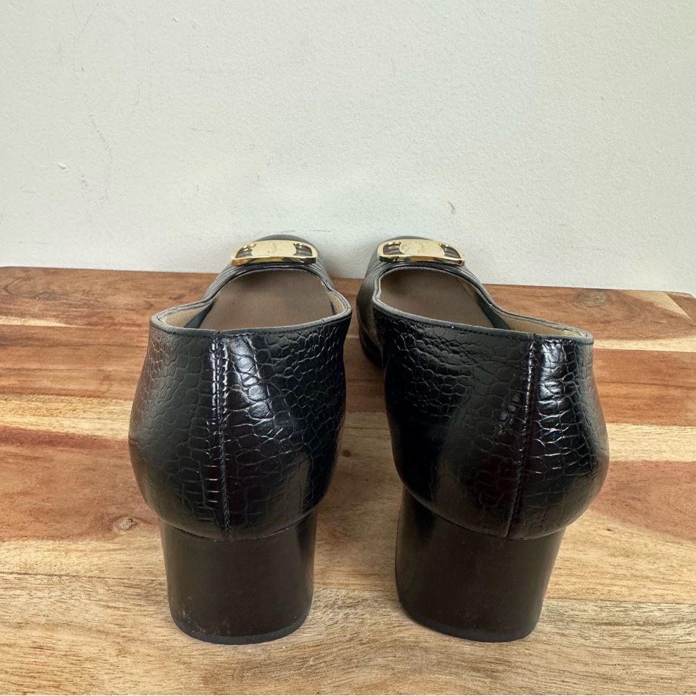 Vintage Salvatore Ferragamo Gancini Pumps - Picture 8 of 13